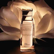 Dior Prestige Le Micro-Fluide Teint De Rose Micro-Nutritive Skincare Foundation Regenerating & Illuminating SPF25 PA+++