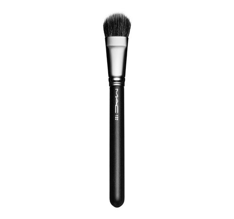 MAC 132 Duo Fibre Foundation Brush