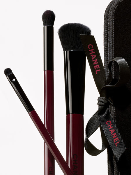 CHANEL LES PINCEAUX ROUGE NOIR 3 PROFESSIONAL MAKEUP BRUSHES Limited Edition