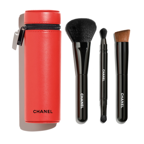 Chanel Collection Of Essential Brushes Limited Edition